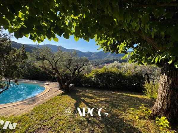 VILLA VUE SPLENDIDE AVEC PISCINE GARAGE CAVE ET TERRAIN NYONS 