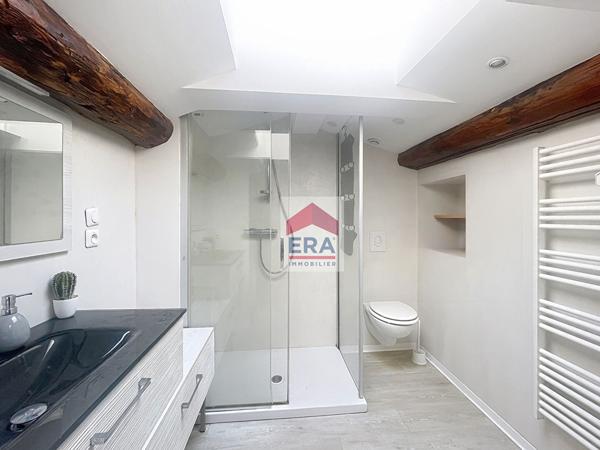 A VENDRE MARSEILLE 13004 CHARTREUX MONTOLIVET IMMEUBLE APPARTEMENT T3 LOCAL COMMERCIALE 