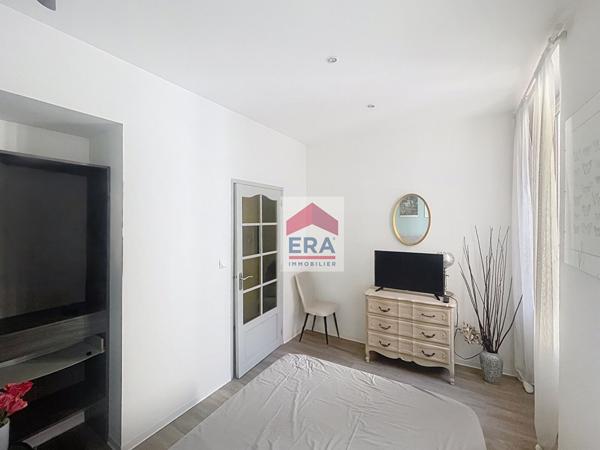 A VENDRE MARSEILLE 13004 CHARTREUX MONTOLIVET IMMEUBLE APPARTEMENT T3 LOCAL COMMERCIALE 