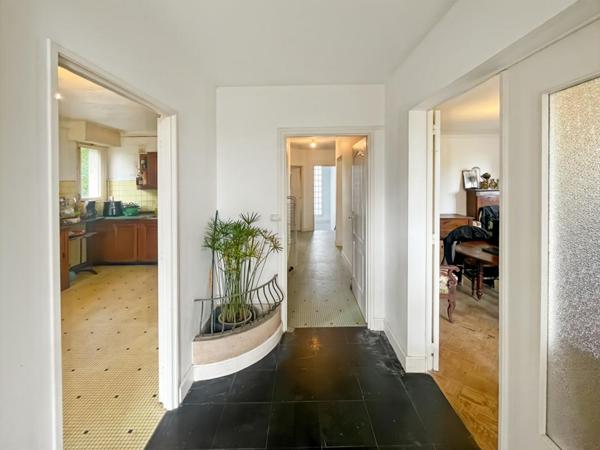 Belle maison familiale lumineuse de 131 m² avec grand terrain à Châteauroux