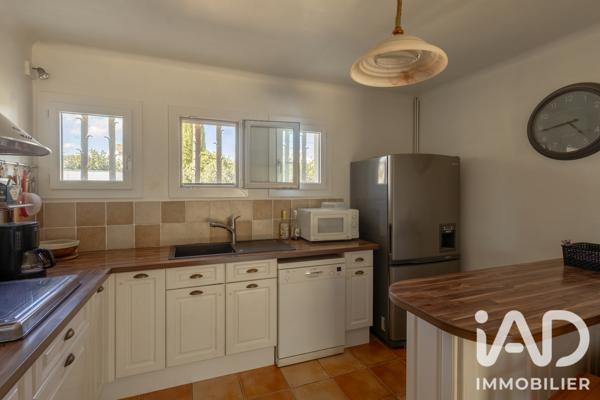 Maison à vendre 4 pièces 85 m² Arles