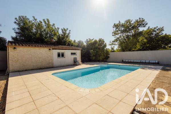 Maison à vendre 4 pièces 85 m² Arles