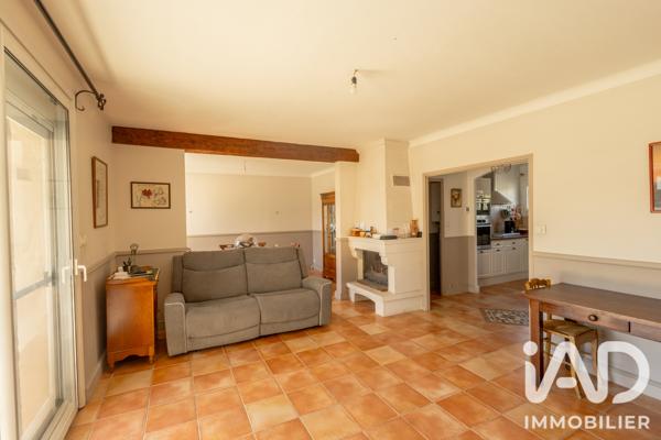 Maison à vendre 4 pièces 85 m² Arles
