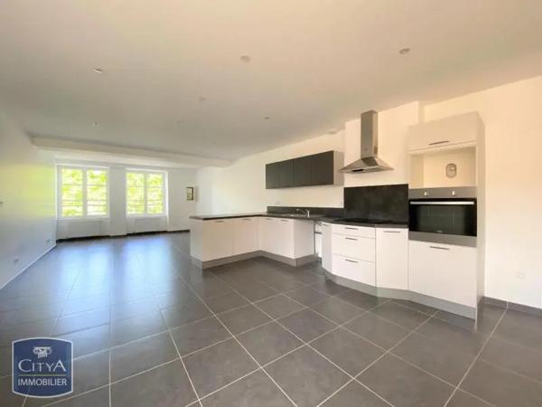 Appartement à louer 5 pièces 103.57m² Mâcon (71000)