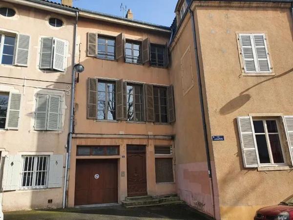 Appartement à louer 5 pièces 103.57m² Mâcon (71000)