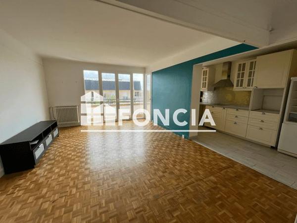 Location Appartement 2 pièces 52.3 m² - 64 RUE DE PARIS Joinville Le Pont 94340