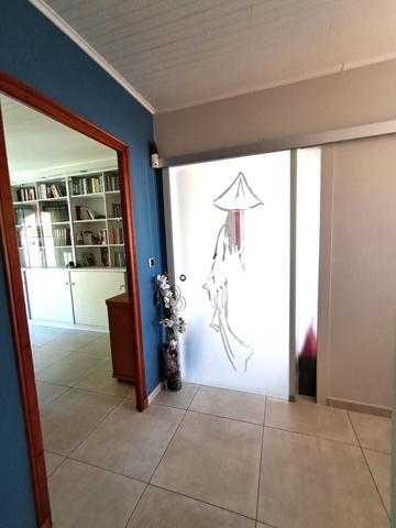 Agen, maison avec jardin, piscine et garage