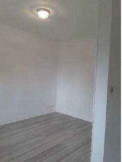 Appartement T2 avec balcon en résidence à Louer -76500 Elbeuf - Réf LAUR-2E-24