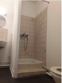 Appartement T2 avec balcon en résidence à Louer -76500 Elbeuf - Réf LAUR-2E-24