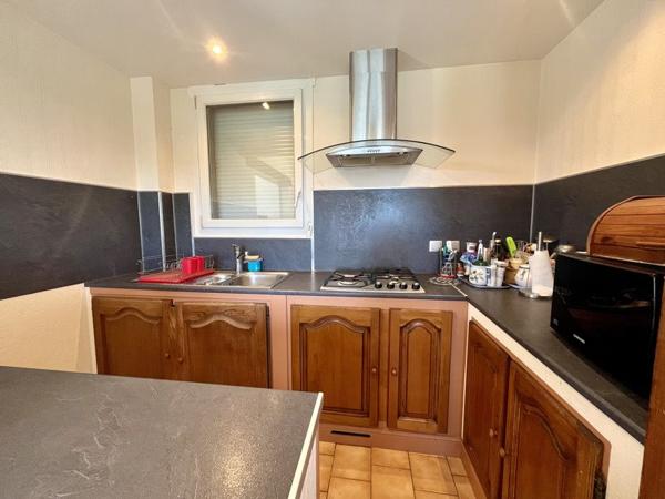 Maison à vendre 98 280 € Blois 3 p 60 m² DPE F