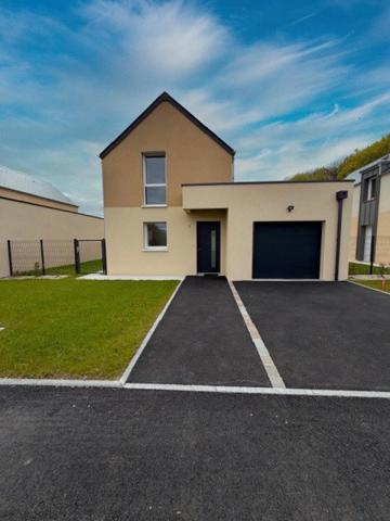 Maison à SAINT PATERNE LE CHEVAIN, 72610 - 4 pièces 125m²