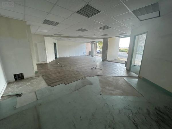 Achat - Fonds et/ou murs commerciaux Hillion 22120 3 pièces 130 m 2 1740 m 2