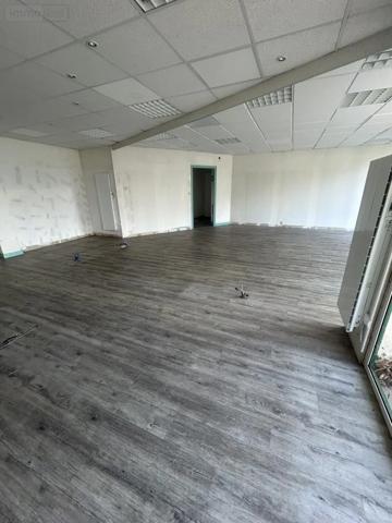 Achat - Fonds et/ou murs commerciaux Hillion 22120 3 pièces 130 m 2 1740 m 2