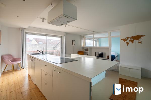 T2 lumineux avec balcon sans vis-à-vis – Bordeaux, rue Marsan