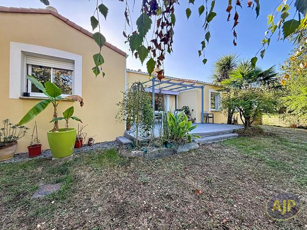 Maison à vendre Sainte Pazanne - 6 pièces, 141m² avec 5 chambre(s) à 395 200€ - AJP Immobilier Sainte-Pazanne