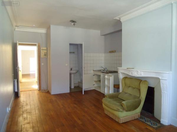 Maison à vendre à Dun-le-Palestel en Creuse (23800), ref : 1059