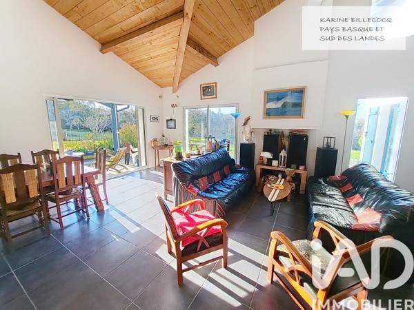 Maison à vendre 5 pièces 172 m² Saint-Jean-de-Luz