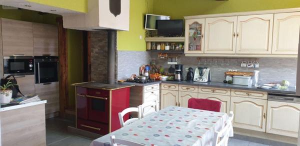 Maison restaurée à vendre à La Suze-sur-Sarthe dans la Sarthe (72210), ref : 72119-1553