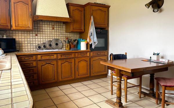 Maison à vendre    7 pièces •  Montélimar