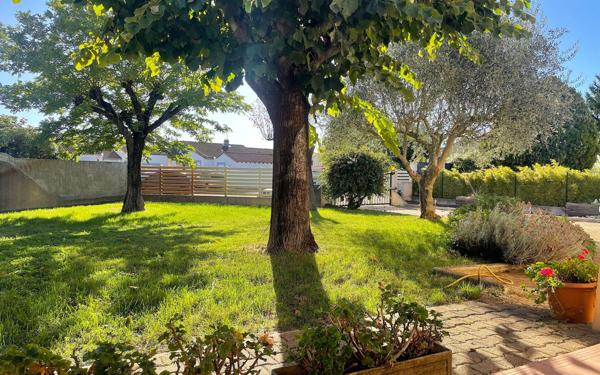 Maison à vendre    7 pièces •  Montélimar