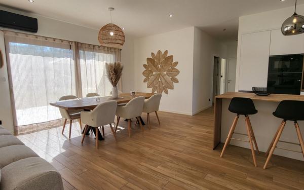 Maison à vendre    5 pièces • 136 m2 Saint-Sorlin-en-Valloire