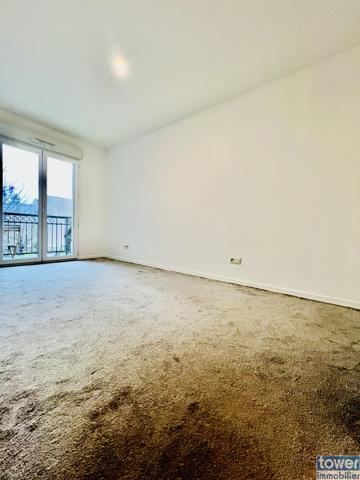 LUMINEUX F3 AVEC BALCON – EMPLACEMENT CENTRAL À GONESSE