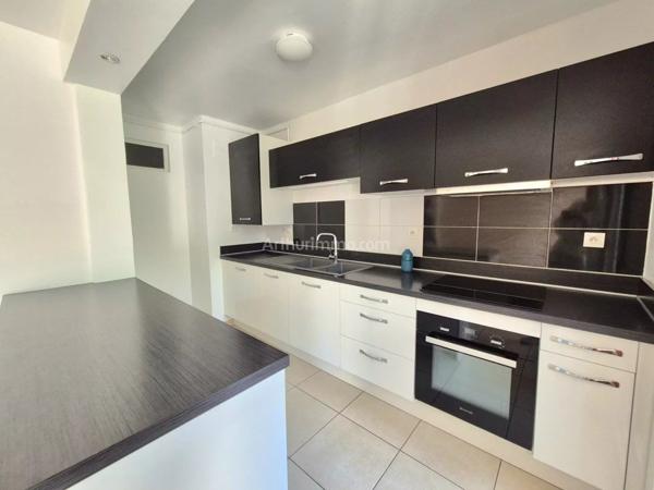 Location Appartement 3 pièces 52 m2 à Draguignan