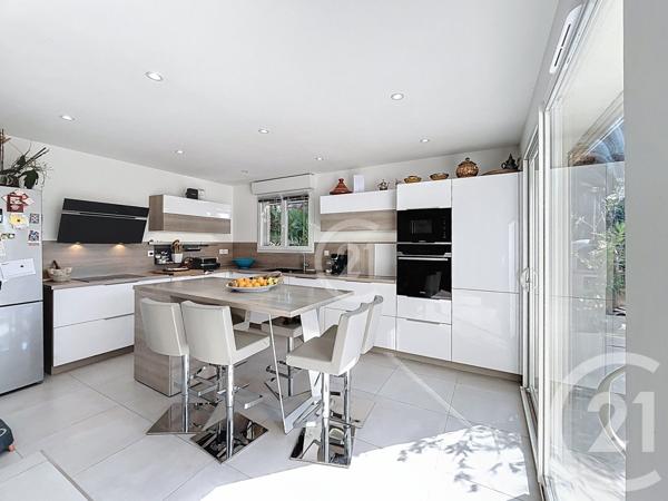 Maison à vendre  4 pièces - 87,56 m2 RAPHELE LES ARLES - 13