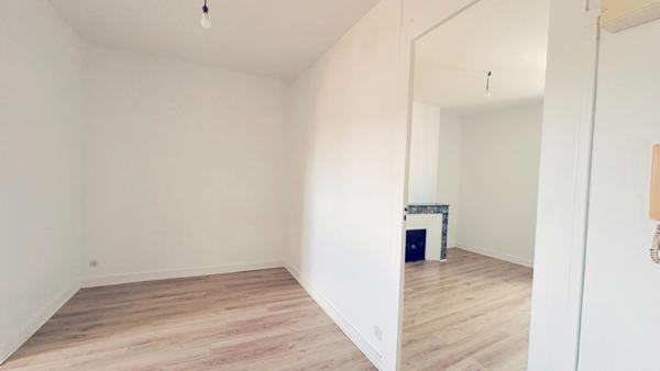A LOUER APPARTEMENT DE TYPE 2 - BORDEAUX QUARTIER CHARTRON - PLACE PICARD , Bordeaux
