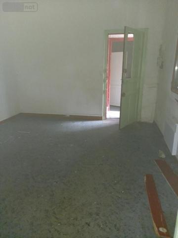 Immeuble à vendre à Fère-en-Tardenois dans l'Aisne (02130), ref : 02040-230