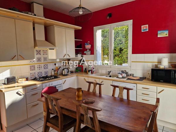 Maison à PIERRE-BENITE, 69310 - 4 pièces 91m²