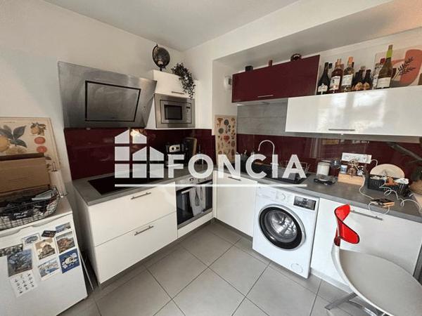 Location Appartement 2 pièces 47.4 m² - 22 RUE DES ALOUETTES Lyon 69008