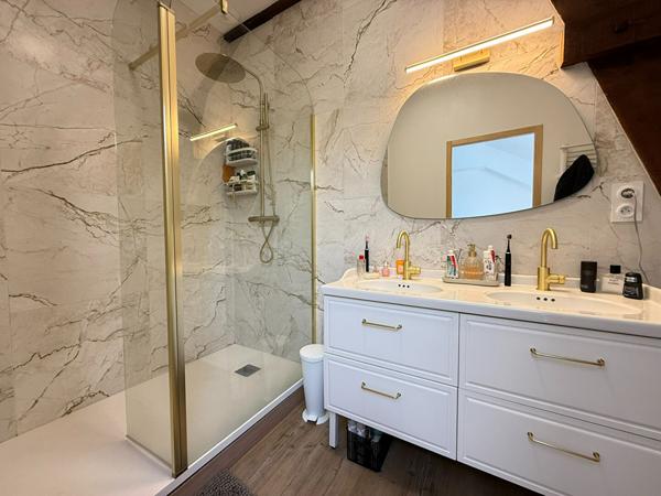 Maison familiale 4 chambres - La Madeleine,  
Angers 49000