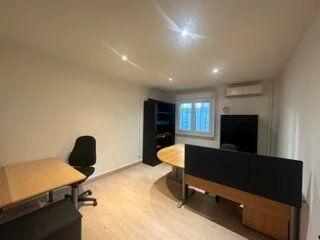 Location Local commercial 5 pièces à Mauguio