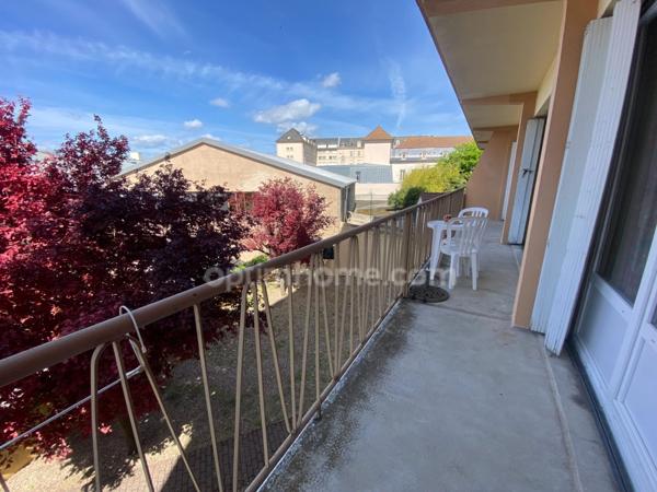 Appartement meublé loué en CENTRE VILLE de Dijon. à 2 pas du lycée Saint -Joseph/Facs