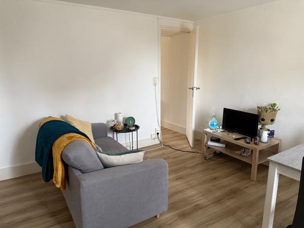 Appartement
                                                                                                                                                                                                                                                                                                                        2 pièce(s)                                                                                                                                                                                                          1 chambre(s)                                                                                                                                                                                                          40  m²
