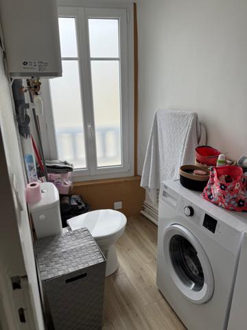 Appartement
                                                                                                                                                                                                                                                                                                                        2 pièce(s)                                                                                                                                                                                                          1 chambre(s)                                                                                                                                                                                                          40  m²