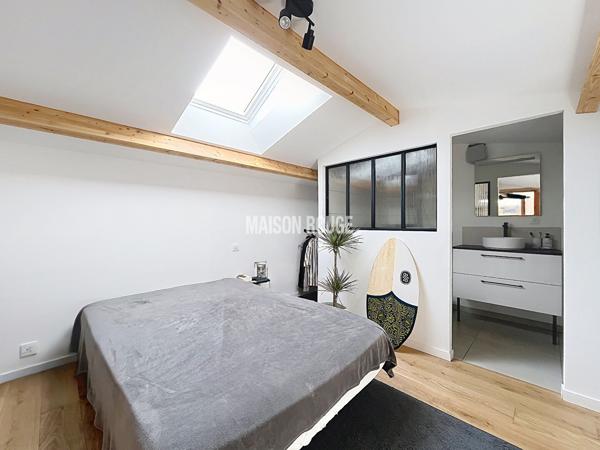Maison d'Architecte - Vie de plain-pied, DPE A et vaste pièce de vie de 65 m² !