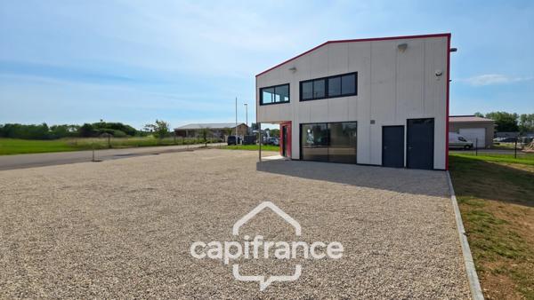 Local/bureau à louer OUROUX SUR SAONE (71)