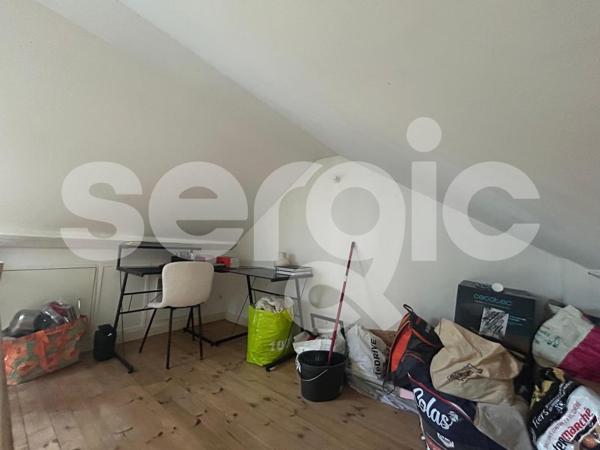 Location 2 Pieces 31 80000 Amiens 25 1690 01 0005