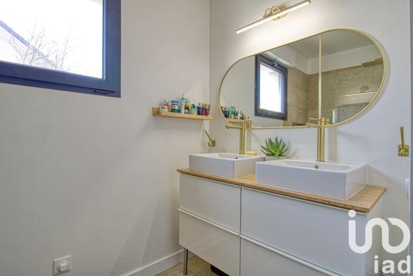 Maison 8 pièces de 193 m² à Conches-sur-Gondoire (77600)