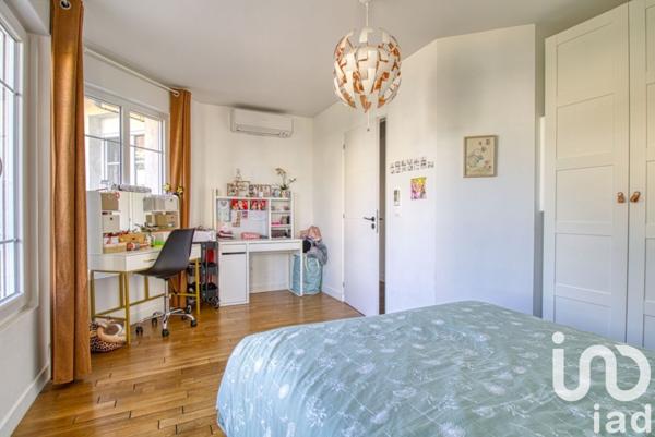 Maison 8 pièces de 193 m² à Conches-sur-Gondoire (77600)