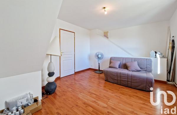 Maison traditionnelle 6 pièces de 141 m² à Migennes (89400)