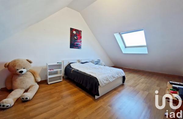 Maison traditionnelle 6 pièces de 141 m² à Migennes (89400)