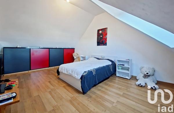 Maison traditionnelle 6 pièces de 141 m² à Migennes (89400)