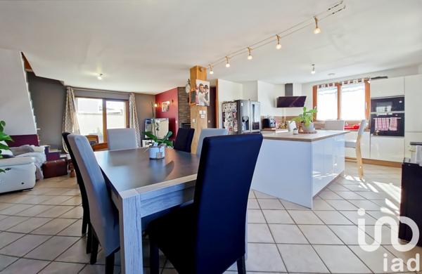 Maison traditionnelle 6 pièces de 141 m² à Migennes (89400)