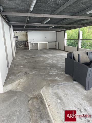 A LOUER MAISON F4/F5 - BDN ST PAUL - AVEC GRAND ESPACE EXTERIEUR