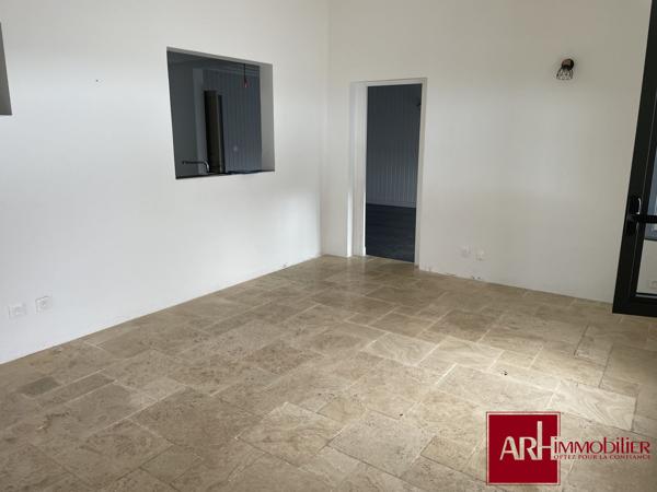 A LOUER MAISON F4/F5 - BDN ST PAUL - AVEC GRAND ESPACE EXTERIEUR