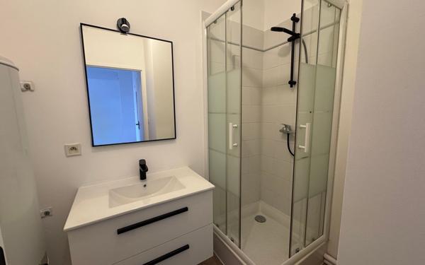 Appartement à louer    2 pièces • 37,70 m2 La Rochelle