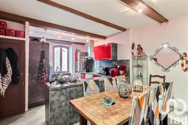 Maison de village 5 pièces de 146 m² à Quissac (30260)